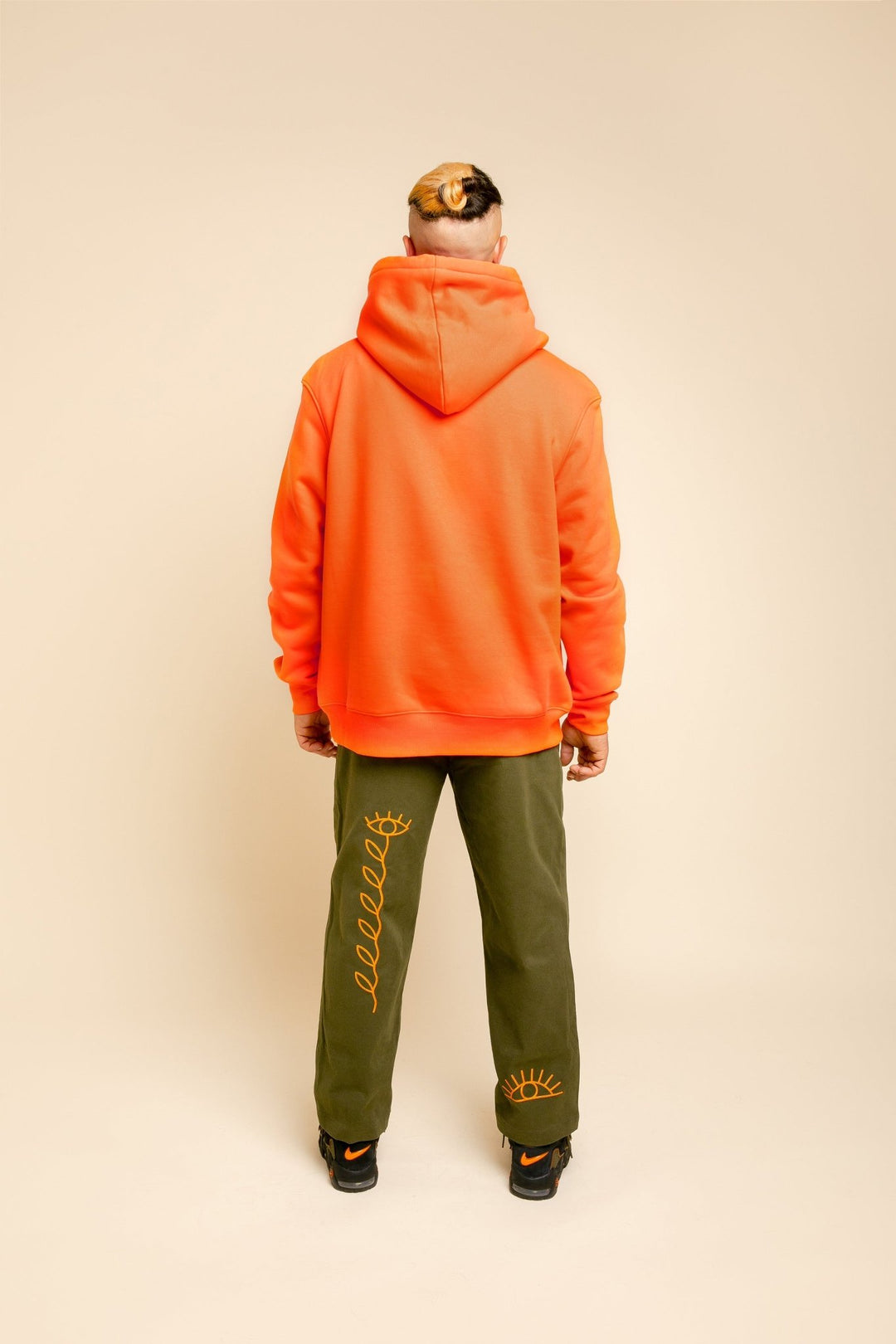 ALL EYES ON ME・Hoodie unisexe・Orange